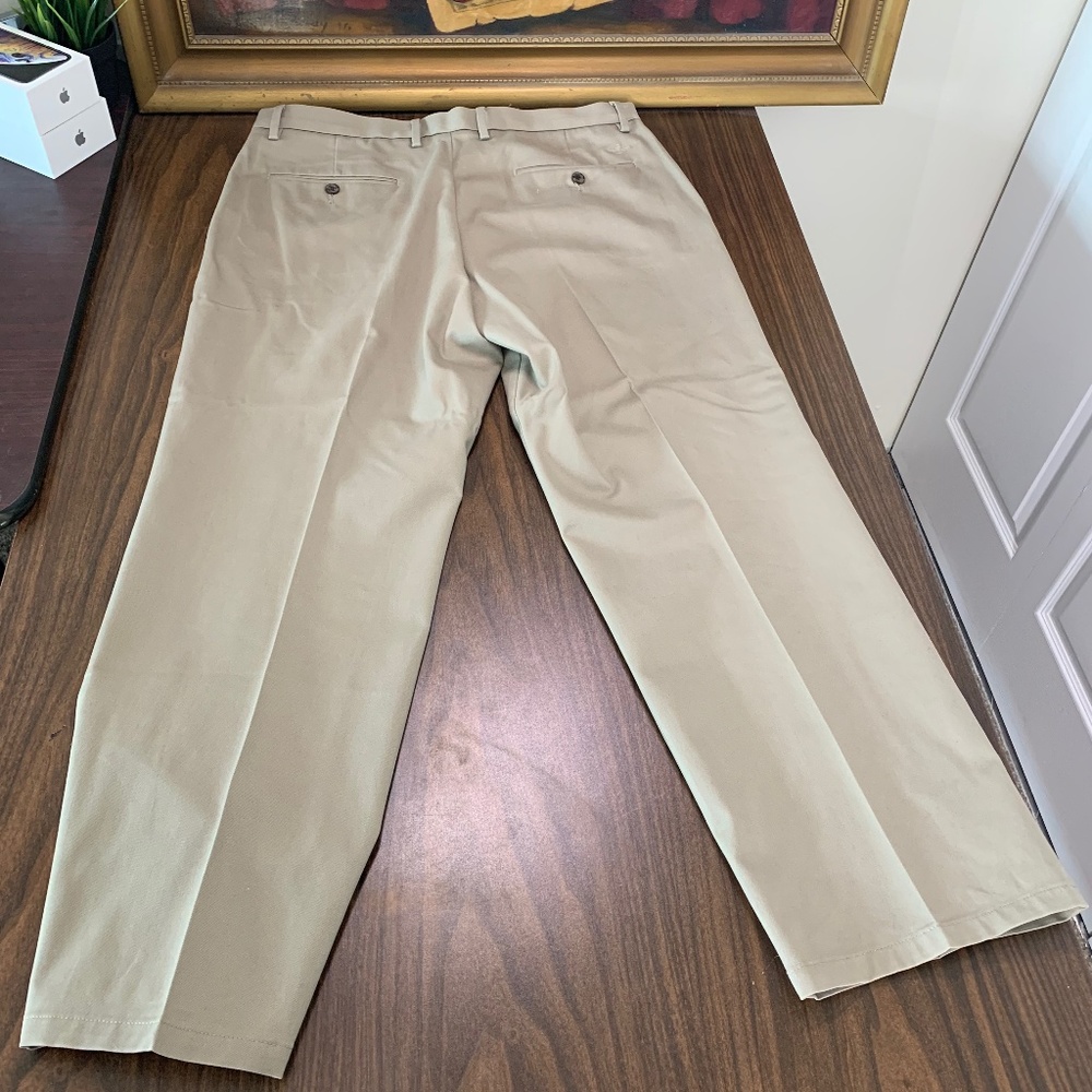 Dockers 'The Clean Khaki Slim Tapered'